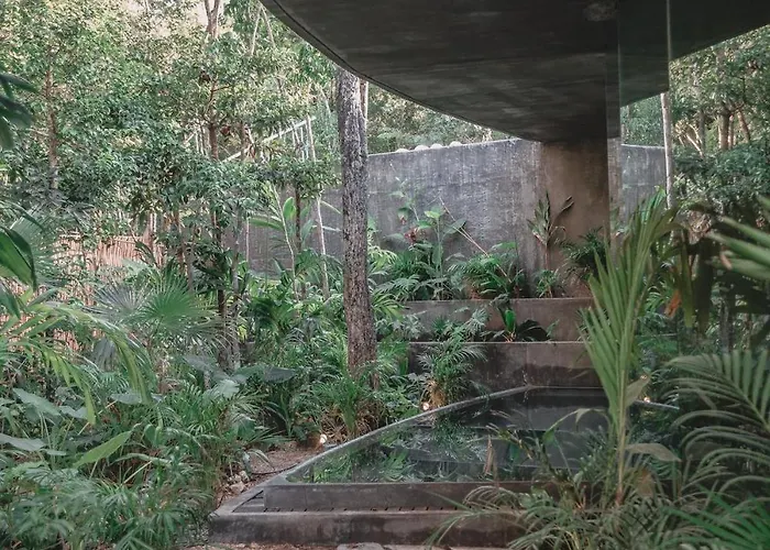 Kataluum- Luxurious Eco-chic Ph With Pool *
