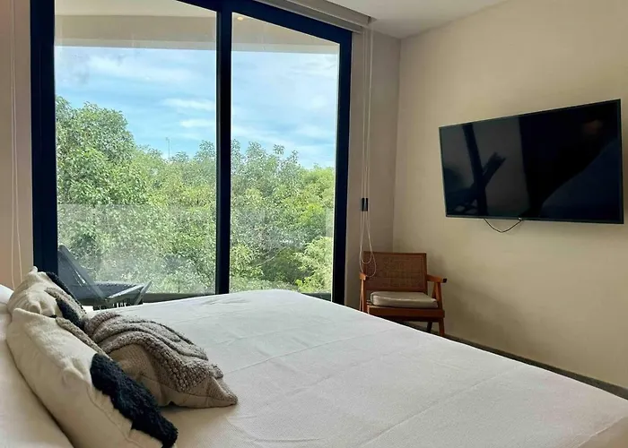 Kataluum- Luxurious Eco-chic Ph With Pool *