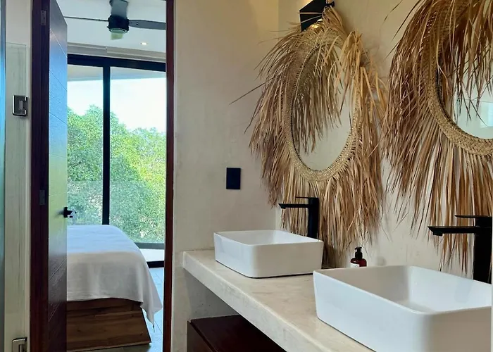 Kataluum- Luxurious Eco-chic Ph With Pool Villa *