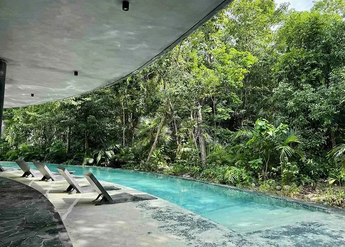Kataluum- Luxurious Eco-chic Ph With Pool Villa *