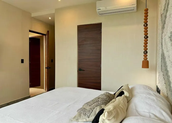 Villa Kataluum- Luxurious Eco-chic Ph With Pool
