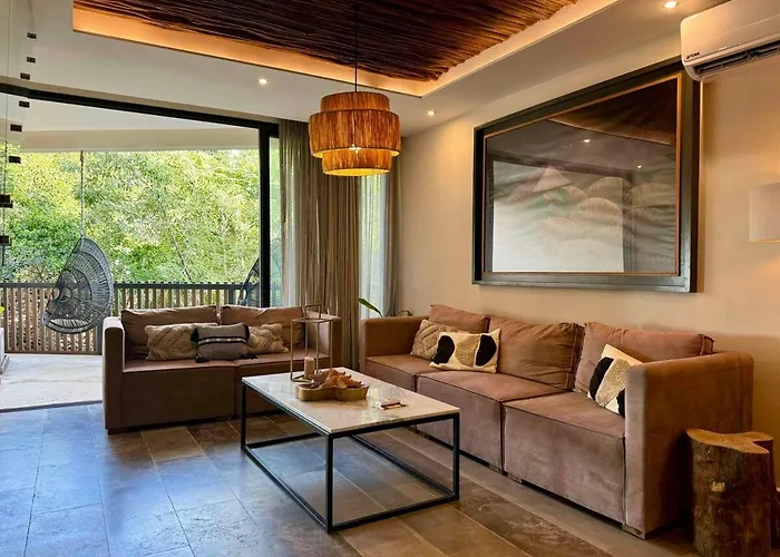 Kataluum- Luxurious Eco-chic Ph With Pool Villa *