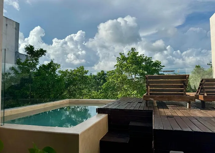 Kataluum- Luxurious Eco-chic Ph With Pool Villa