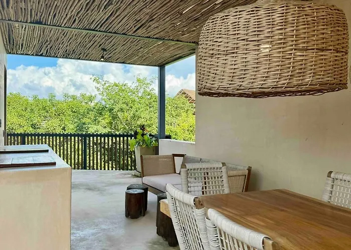 Kataluum- Luxurious Eco-chic Ph With Pool Villa